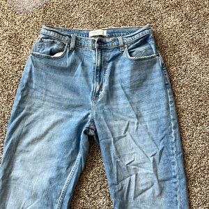 Abercrombie Straight Leg Ultra High Rise Jeans // curve love